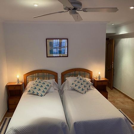 Hostal Restaurante Cala 칼라 피구에라 외부 사진